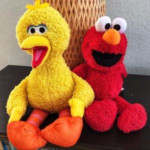 big stuffed elmo
